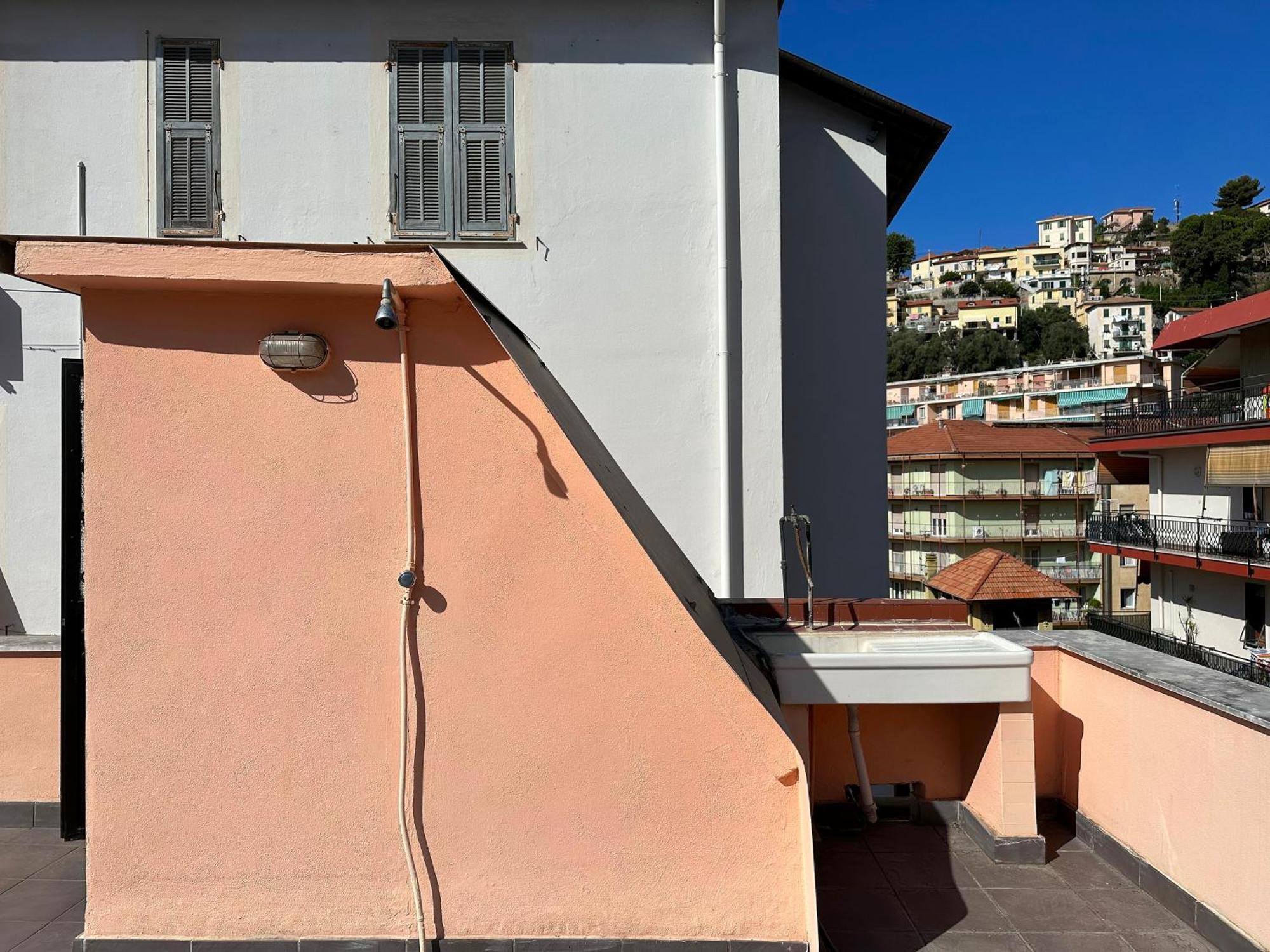 Casa Di Luca - Le Sorelle - A 1 Minuto Dal Centro Villa Sanremo Exterior foto